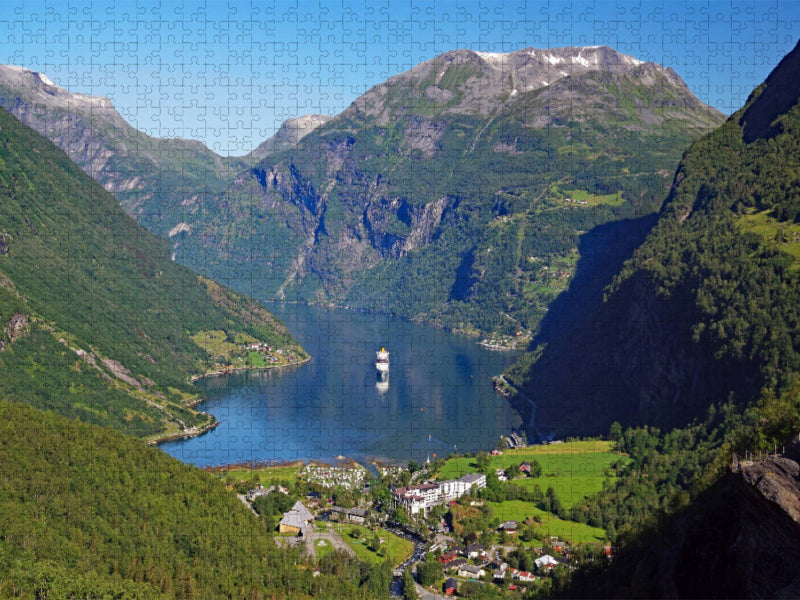 Aussicht auf Geiranger - CALVENDO Foto-Puzzle'