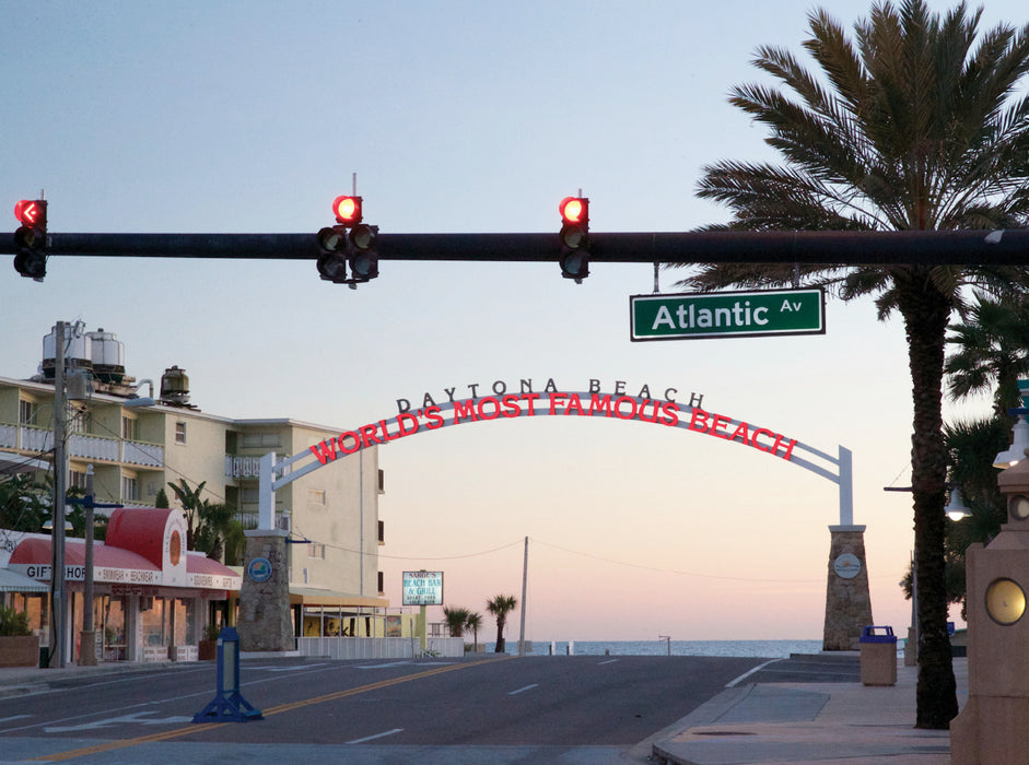 Daytona Beach - CALVENDO photo puzzle 