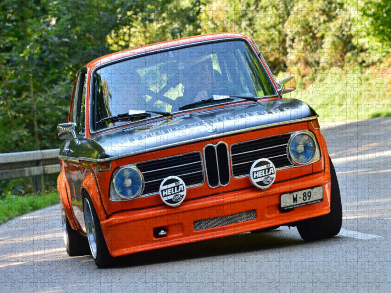 Ein Motiv aus dem Kalender OLDTIMER BERGRENNEN - BMW Fahrzeuge - CALVENDO Foto-Puzzle'
