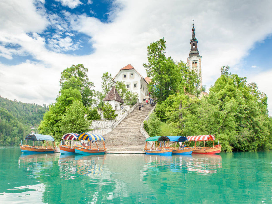 Kirche und ehemaliges Kloster auf der Insel Bled/ Slowenien - CALVENDO Foto-Puzzle'