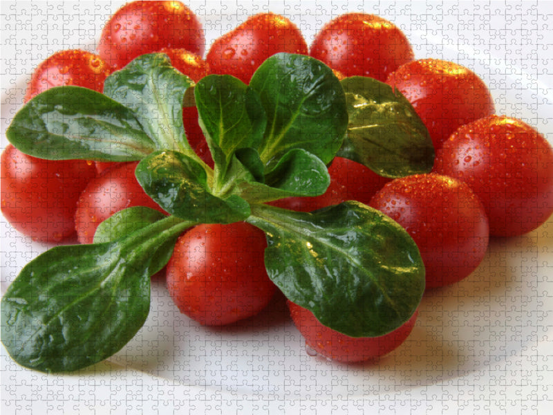 Lamb's lettuce and tomatoes - CALVENDO photo puzzle 