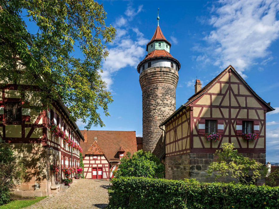 Äußerer Burghof mit Sinwellturm und Brunnenhaus, Nürnberg - CALVENDO Foto-Puzzle'