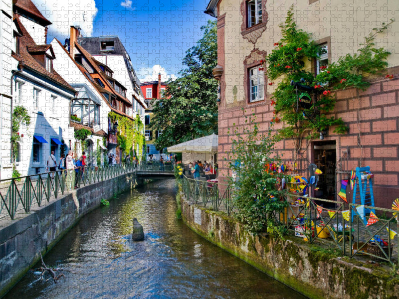 Freiburger Altstadt mit Bächle - CALVENDO Foto-Puzzle'