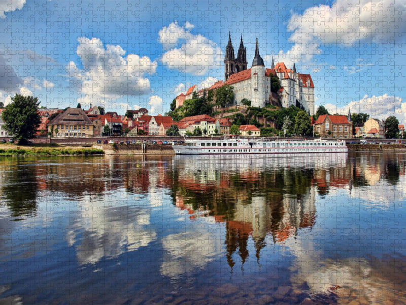 Meißen, Albrechtsburg und Dom spiegelt sich in der Elbe, Sachsen - CALVENDO Foto-Puzzle'