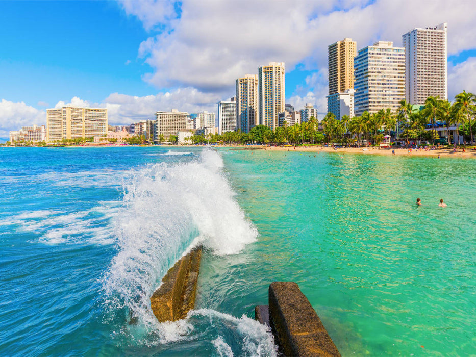 Blick auf Waikiki Beach mit den Hochhäusern von Honolulu im Hintergrund - CALVENDO Foto-Puzzle'