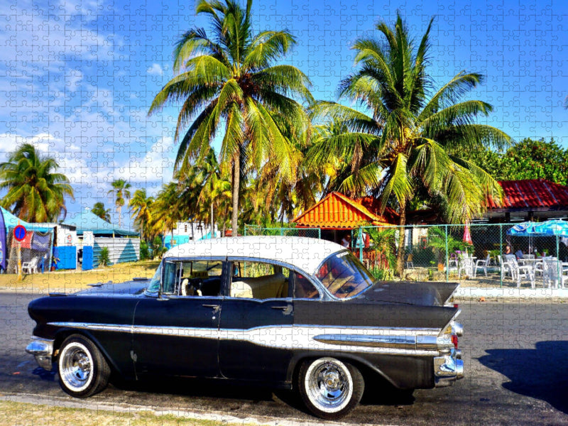 Der US-Oldtimer Pontiac Chieftain 1957 in Kuba - CALVENDO Foto-Puzzle'