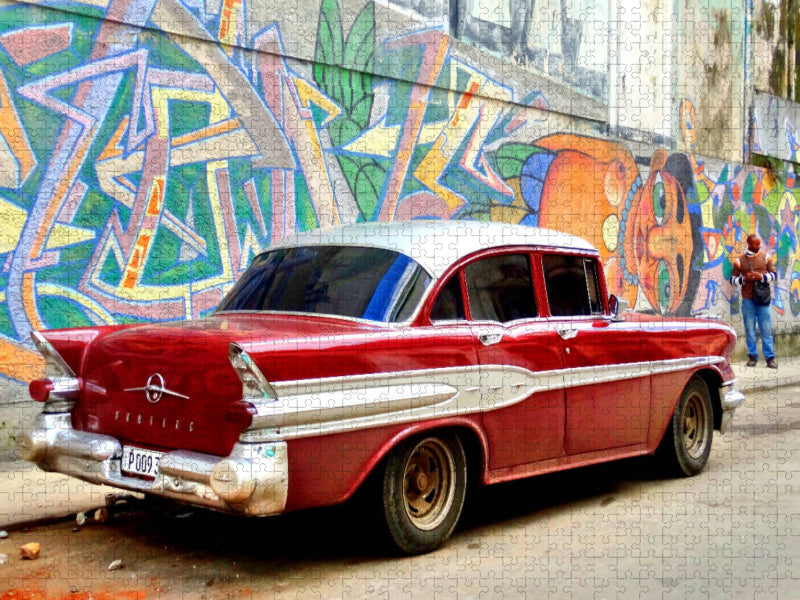 Der US-Oldtimer Pontiac Chieftain 1957 in Havanna - CALVENDO Foto-Puzzle'
