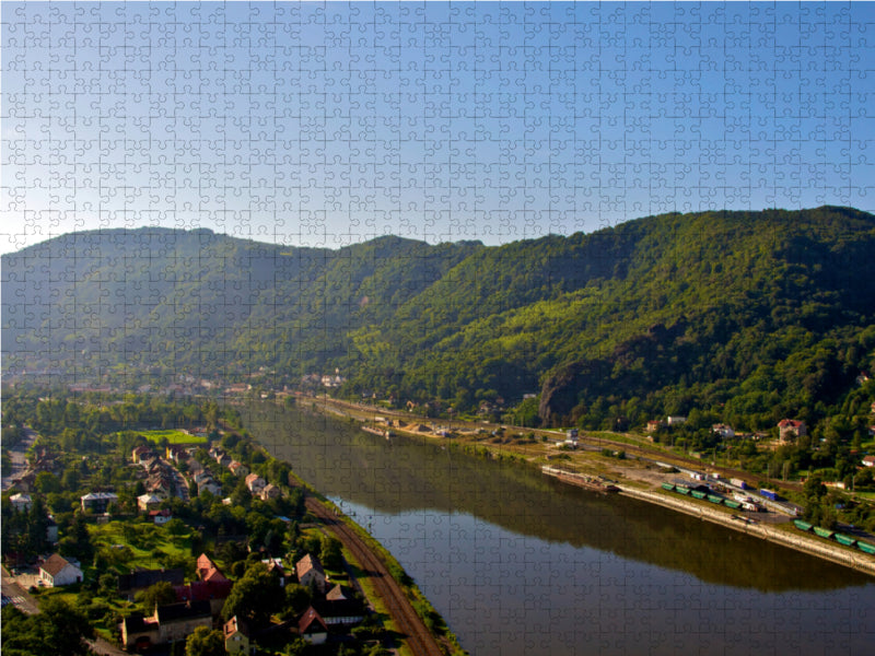 View of the Elbe near Usti nad Labem - CALVENDO photo puzzle 