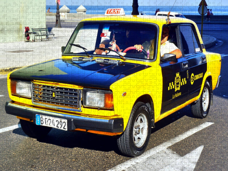 Lada-Taxi in Havanna - CALVENDO Foto-Puzzle'