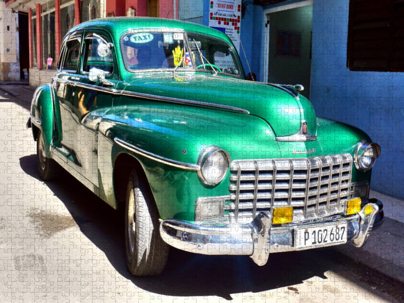 US-Oldtimer der Marke Dodge in Havanna - CALVENDO Foto-Puzzle'