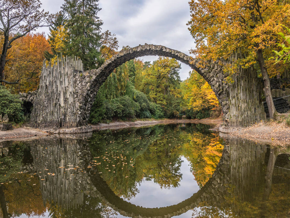 Ein Motiv aus dem Kalender Rakotzbrücke und See im Kromlauerpark - CALVENDO Foto-Puzzle'