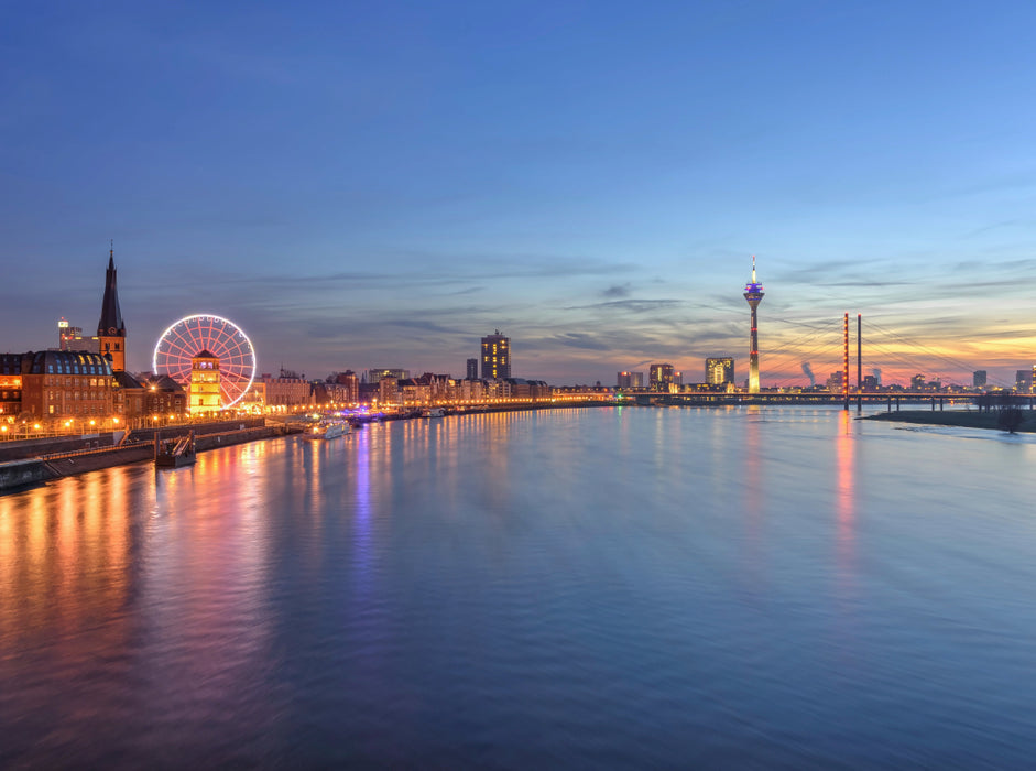 Düsseldorf Skyline - CALVENDO photo puzzle 