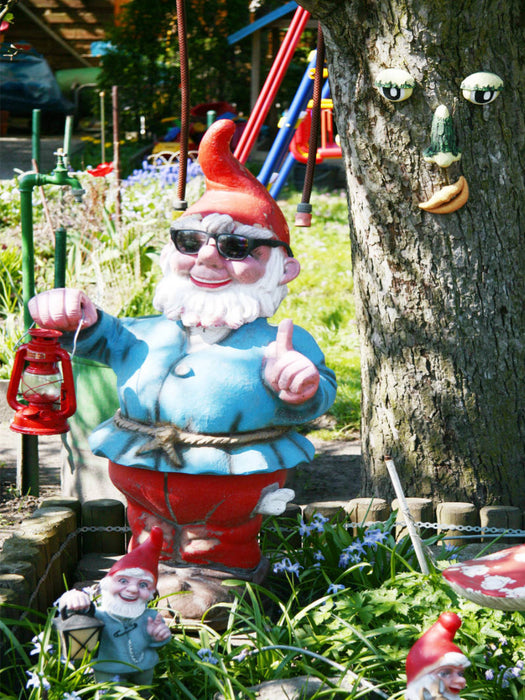 Gartenzwerge im Berliner Laubenpiepergarten - CALVENDO Foto-Puzzle'