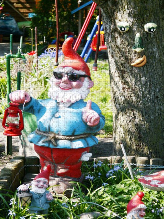 Gartenzwerge im Berliner Laubenpiepergarten - CALVENDO Foto-Puzzle'