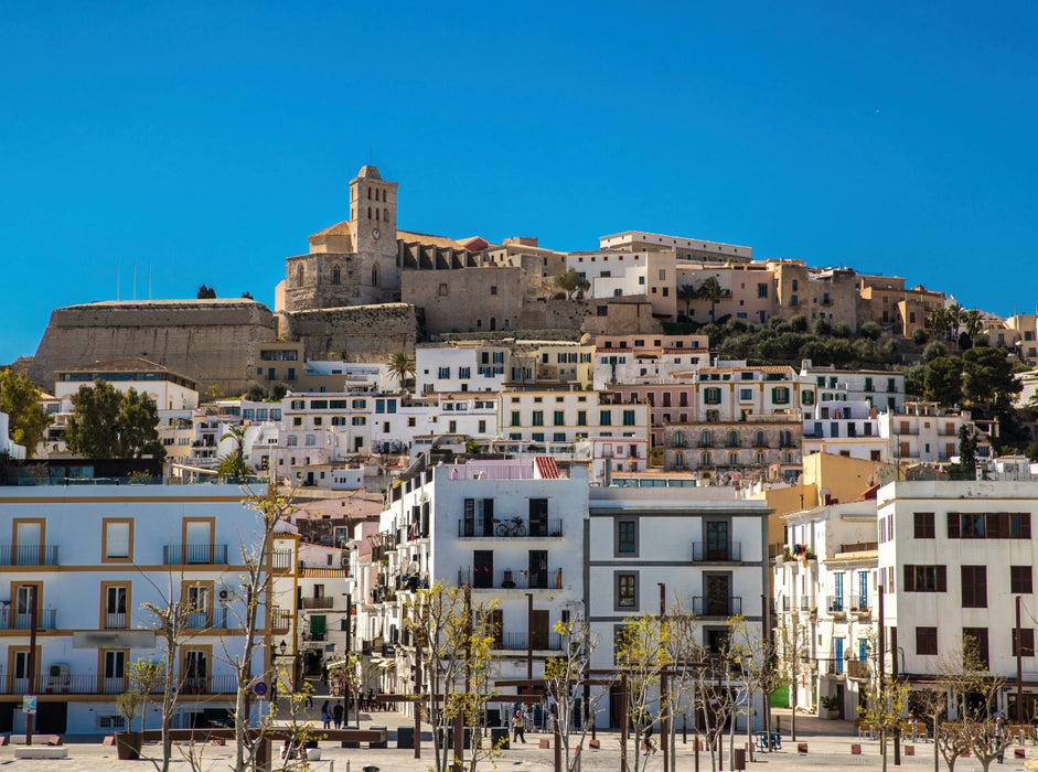 Sa Penya mit der Kathedrale von Ibiza 2000 Teile Puzzle quer - CALVENDO Foto-Puzzle'