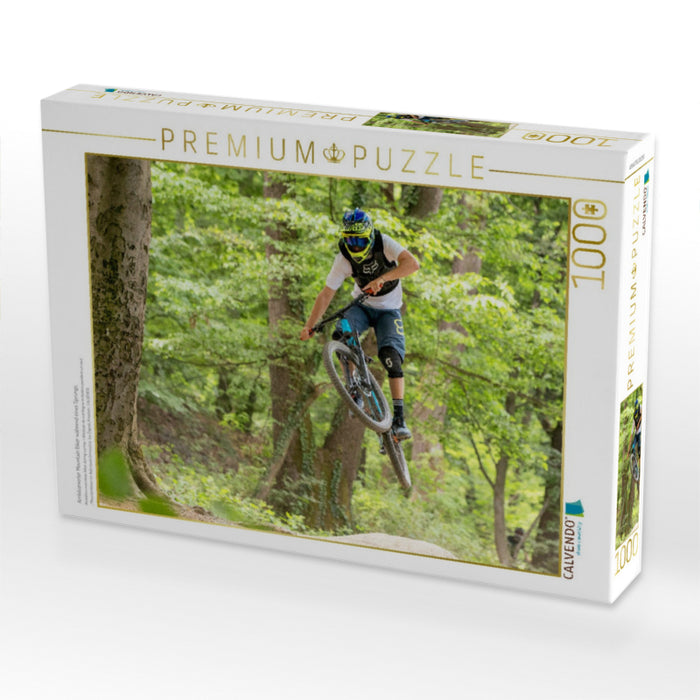 Ambitionierter Mountain Biker während eines Sprungs. - CALVENDO Foto-Puzzle'