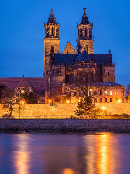 Magdeburger Dom am Abend - CALVENDO Foto-Puzzle'