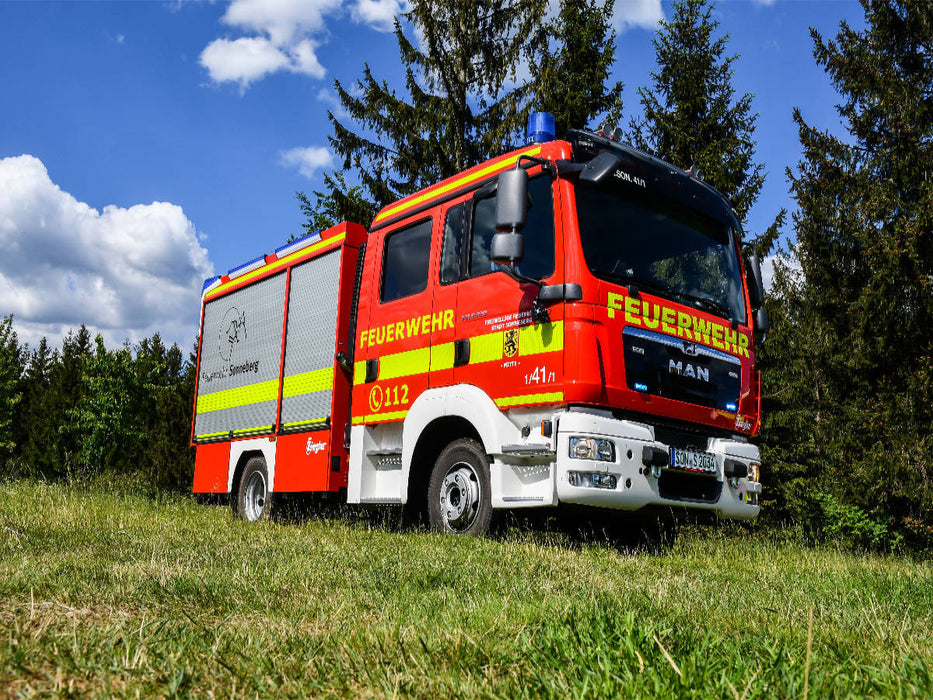 Ziegler TSF-W Freiwillige Feuerwehr Sonneberg - Mitte - CALVENDO Foto-Puzzle'