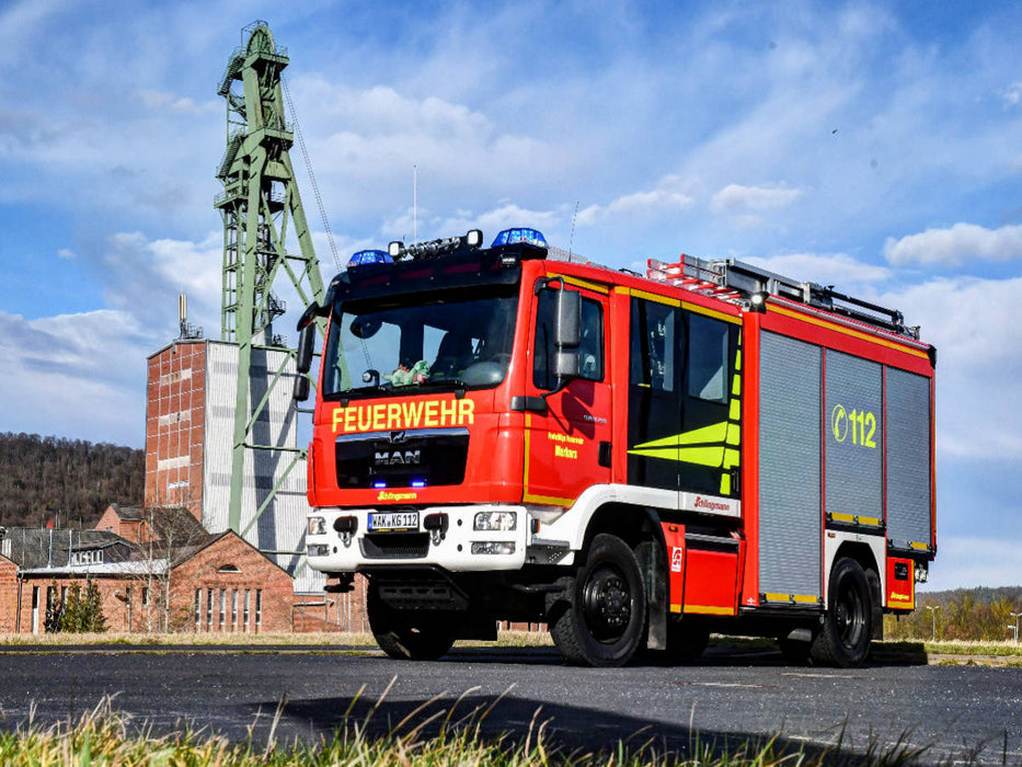 Schlingmann HLF 10 - Freiwillige Feuerwehr Merkers - CALVENDO Foto-Puzzle'
