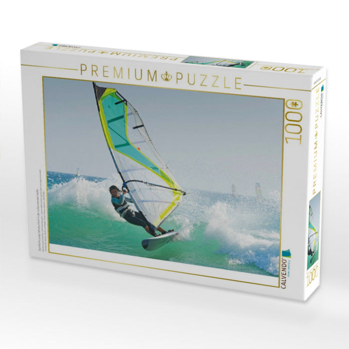 Sportliche junge Windsurferin in der schäumenden Welle. - CALVENDO Foto-Puzzle'