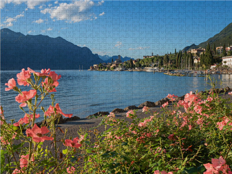 Malerisches Seeufer Malcesine 2000 Teile Puzzle quer - CALVENDO Foto-Puzzle'