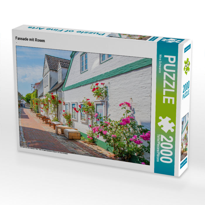 Facade with roses - CALVENDO photo puzzle 