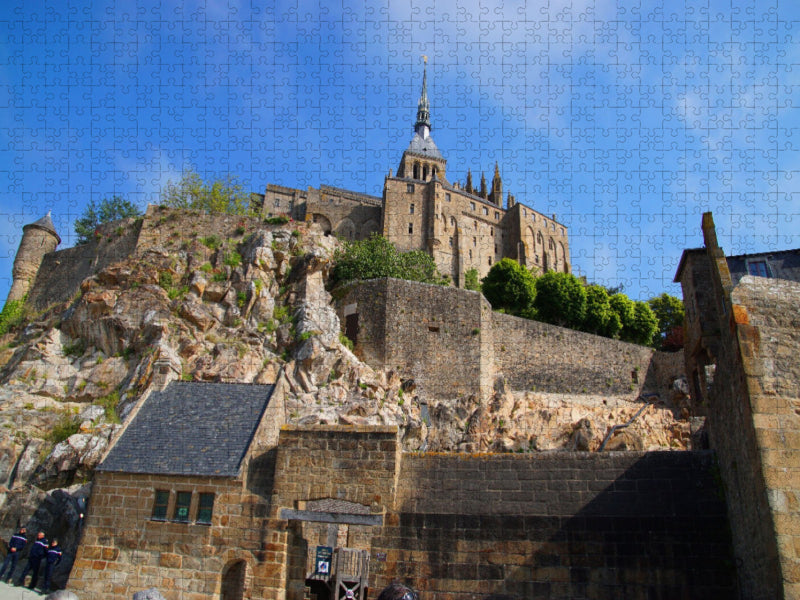 Le Mont-Saint-Michel - Blick empor auf den Klosterberg - CALVENDO Foto-Puzzle'