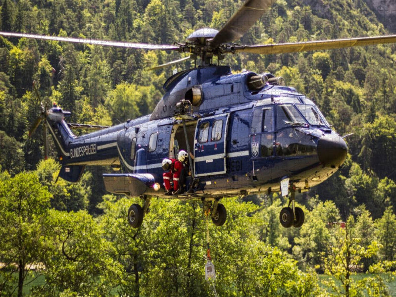 SuperPuma im Löscheinsatz - CALVENDO Foto-Puzzle'
