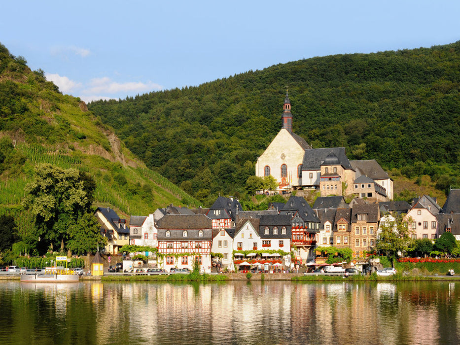Beilstein an der Mosel. Spiegelung im Wasser. - CALVENDO Foto-Puzzle'