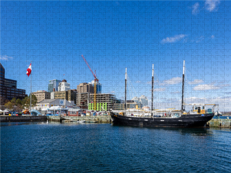 Altes Segelboot im Hafen 2000 Teile Puzzle quer - CALVENDO Foto-Puzzle'
