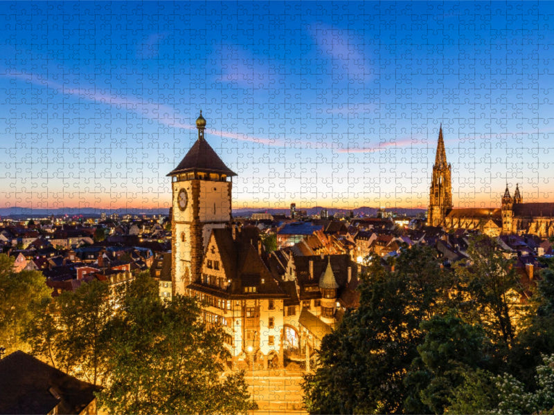 Freiburg im Breisgau im Abendlicht - CALVENDO Foto-Puzzle'