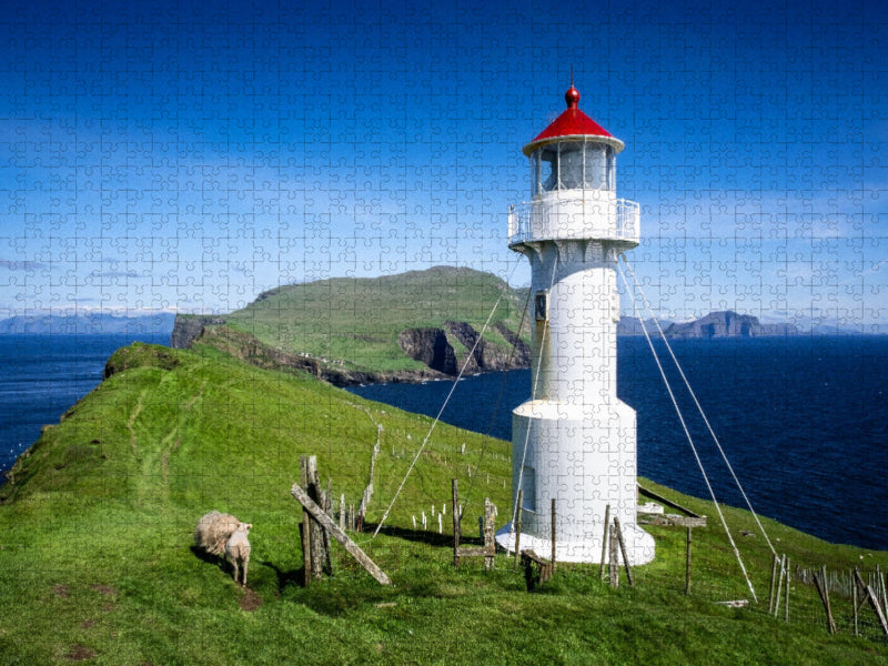 Leuchtturm auf Mykines, Färöer-Inseln - CALVENDO Foto-Puzzle'