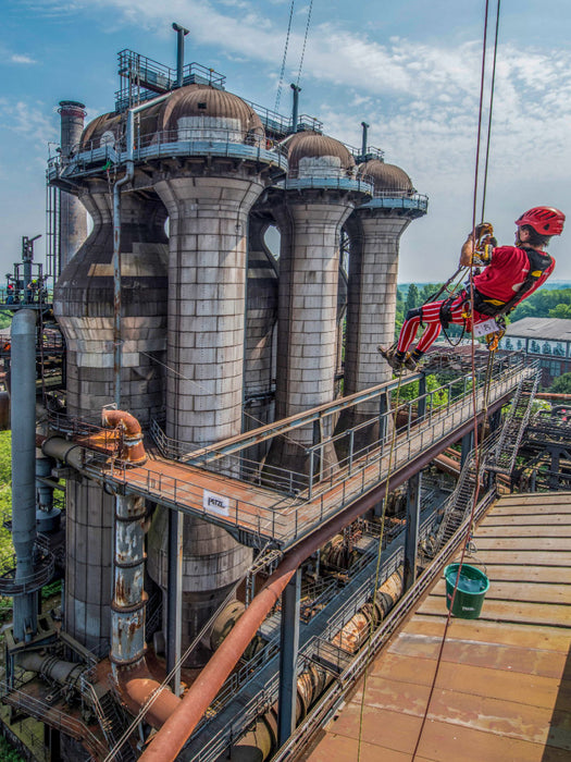 Duisburg, Landschaftspark, Outdoor Veranstaltung am Hochofen zur Photo+Adventure - CALVENDO Foto-Puzzle'