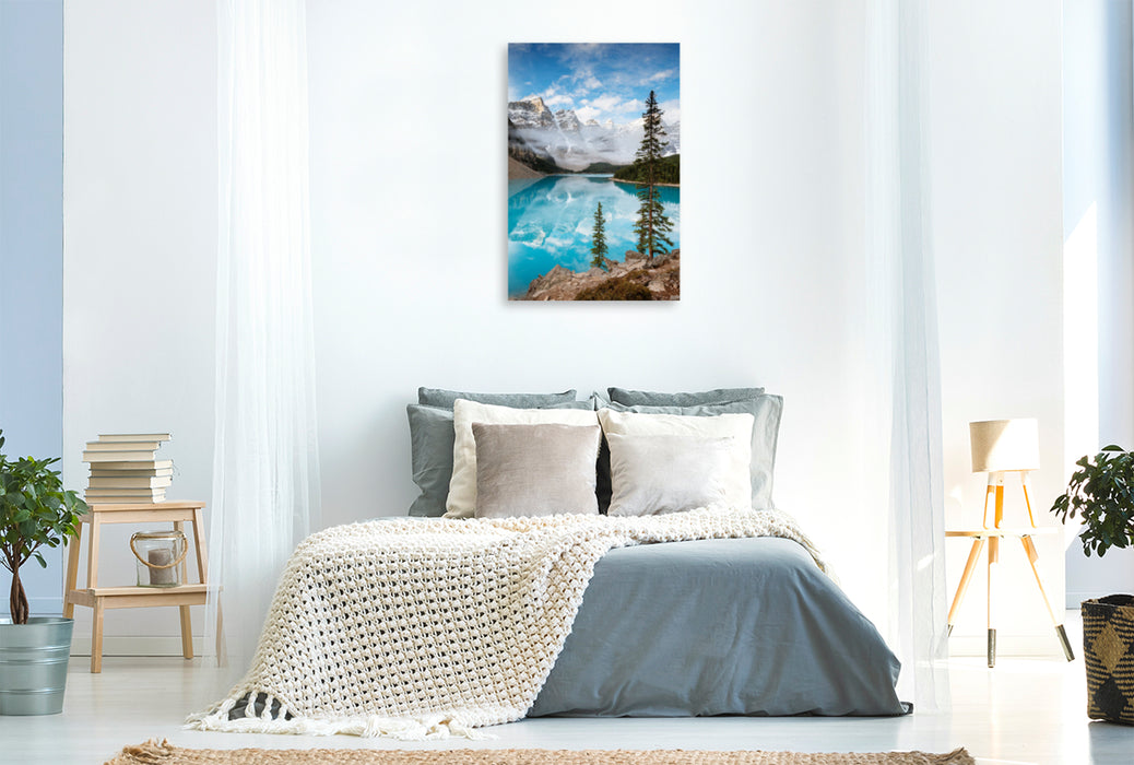 Premium Textil-Leinwand Premium Textil-Leinwand 80 cm x 120 cm  hoch Moraine Lake - Banff - Canada