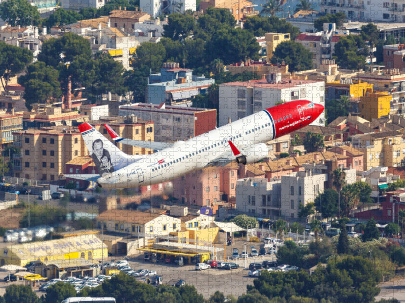 Norwegian Boeing 737 auf Mallorca - CALVENDO Foto-Puzzle'
