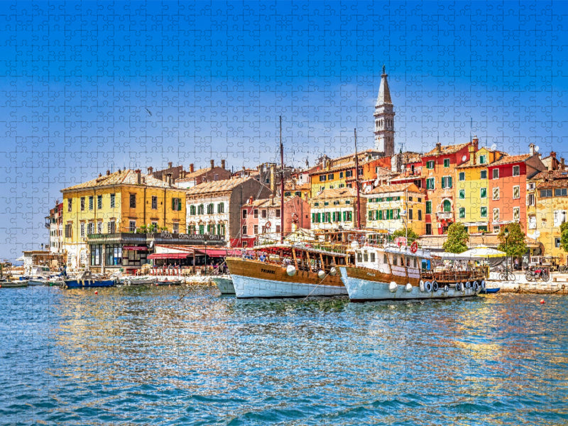 Hafen von Rovinj mit der Kirche der Heiligen Euphemia an der Westküste der Halbinsel Istrien in Kroatien - CALVENDO Foto-Puzzle'