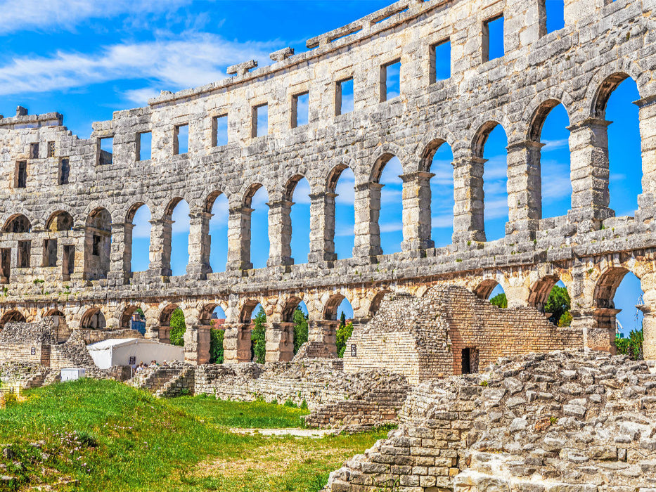 Die Arena von Pula in Kroatien ist ein römisches Amphitheater und das sechstgrößte seiner Art der Antike - CALVENDO Foto-Puzzle'