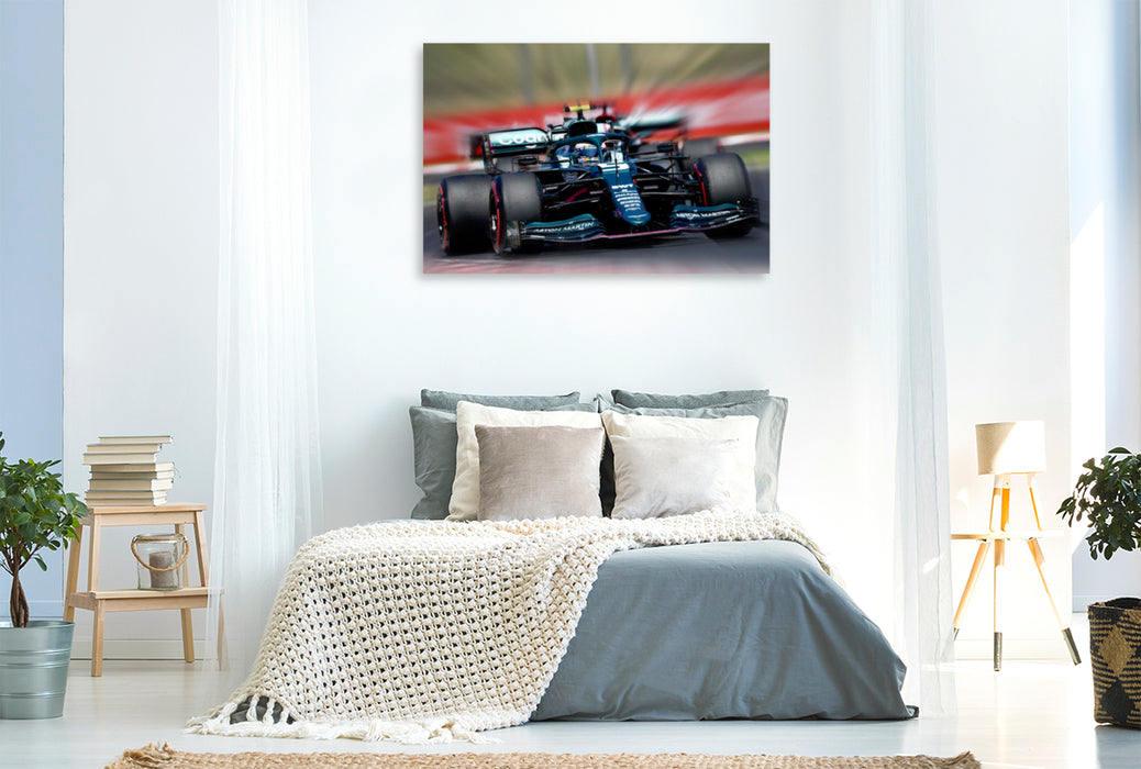 Premium Textil-Leinwand Premium Textil-Leinwand 120 cm x 80 cm quer Der viermalige Weltmeister Sebastian Vettel aus Deutschland startete 2021 erstmals für das britische Team Aston Martin.