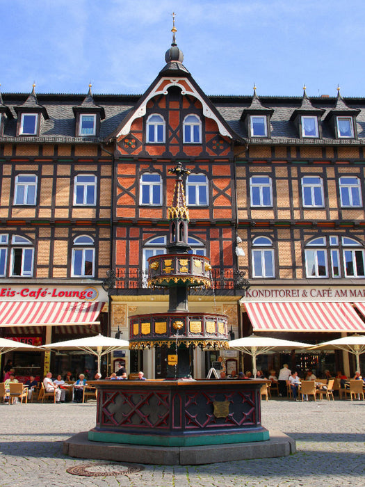 Wernigerode, Marktplatz mit Wohltäterbrunnen - CALVENDO Foto-Puzzle'