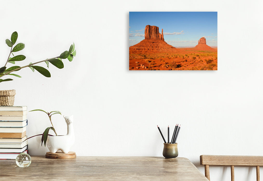 Premium Textil-Leinwand Premium Textil-Leinwand 120 cm x 80 cm quer Ziegelrote Felsformationen im Monument Valley in Utah, USA