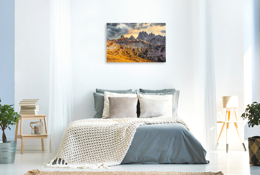 Premium Textil-Leinwand Premium Textil-Leinwand 120 cm x 80 cm quer Ein Motiv aus dem Kalender Bergwanderung Dolomiten rund um die Drei Zinnen