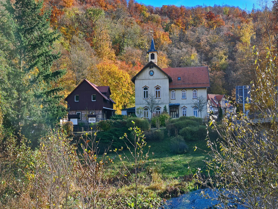 Kirche von Treseburg - CALVENDO Foto-Puzzle'