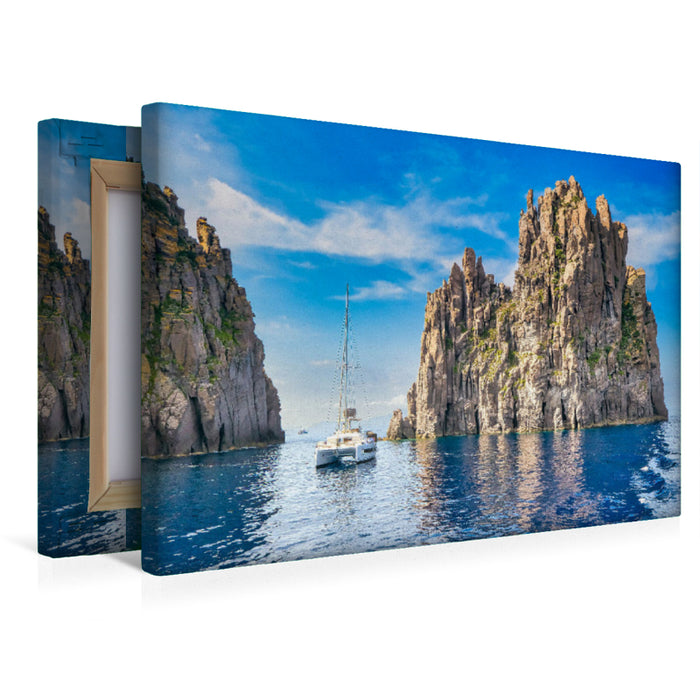 Premium Textil-Leinwand Der 79 Meter hohe Fels Scoglio Spinazzola mit der Insel Basiluzzo nordöstlich von Panarea