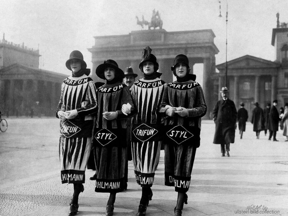 Perfume Women - CALVENDO Photo Puzzle 