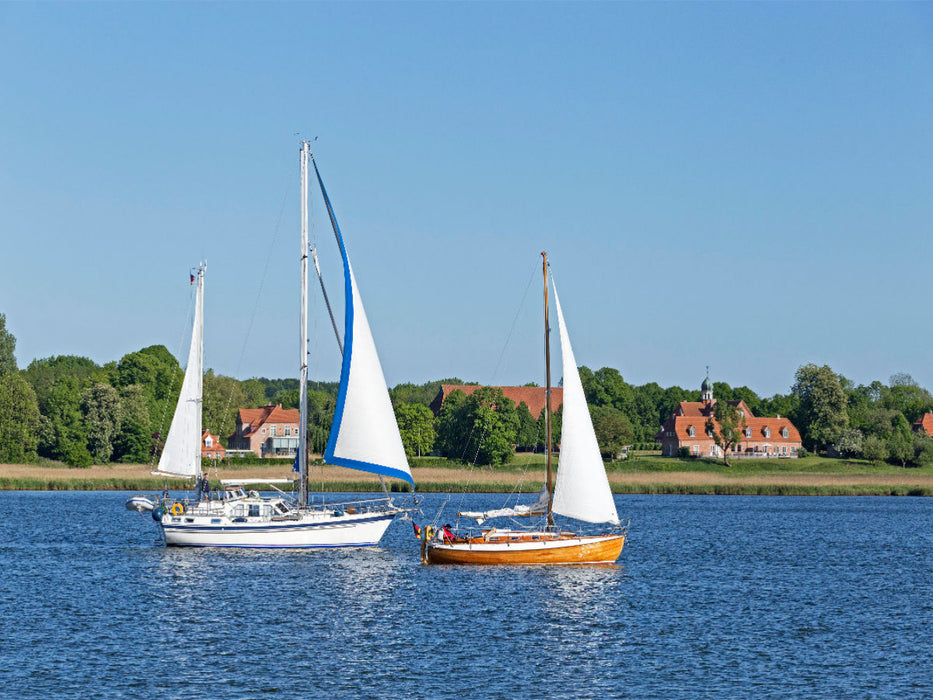 Segelboote vor Gut Stubbe, Lindaunis - CALVENDO Foto-Puzzle'