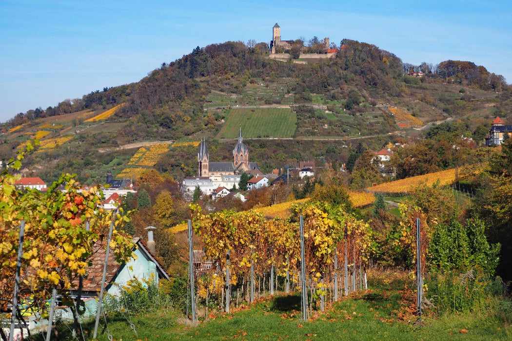 Premium Textil-Leinwand Ein Motiv aus dem Kalender Heppenheim - Weinstadt unter der Starkenburg