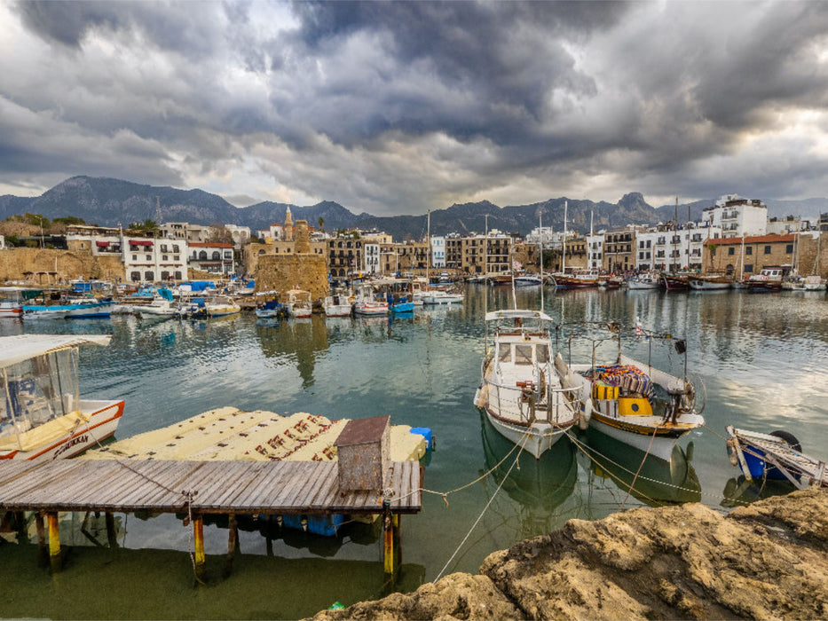 Die kleine quirlige und attraktive Hafenstadt Kyrenia - CALVENDO Foto-Puzzle'