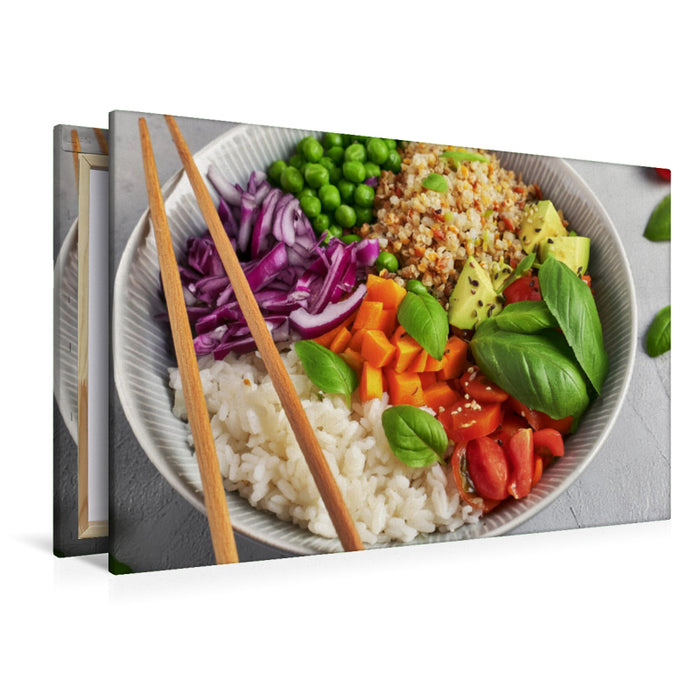 Premium Textil-Leinwand Vegane Bowl mit Reis, Rotkohl, Karotten, Tomaten, Erbsen, Basilikum