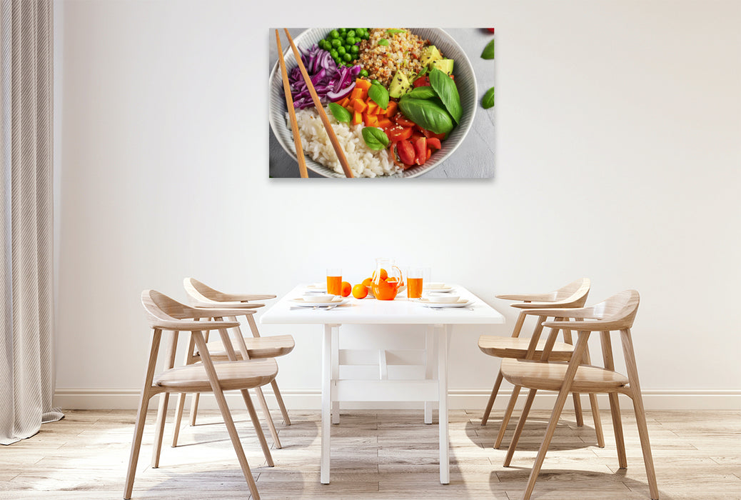 Premium Textil-Leinwand Vegane Bowl mit Reis, Rotkohl, Karotten, Tomaten, Erbsen, Basilikum