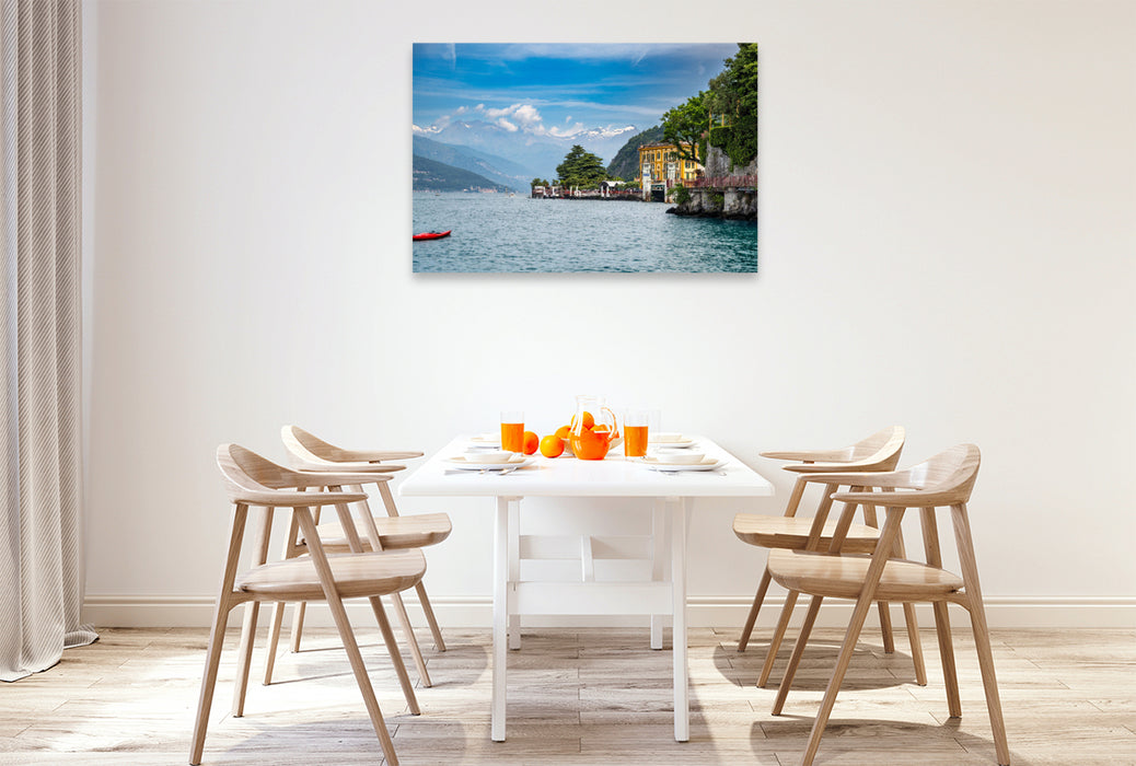 Premium Textil-Leinwand Varenna am Comer See